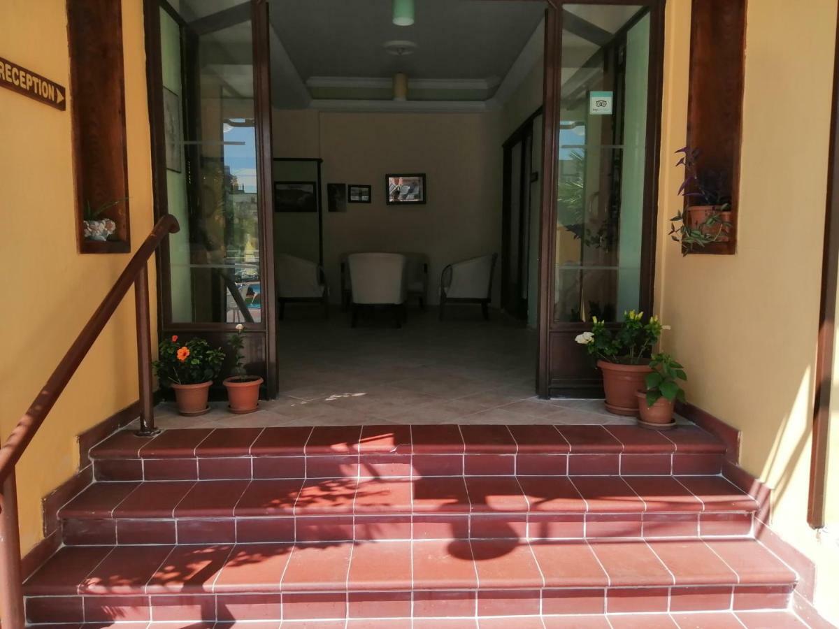Oya Family Suites Kusadası Exteriér fotografie